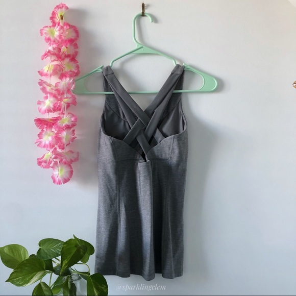 Lululemon tank criss-cross back w shelf bra+pads - Picture 3 of 6
